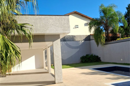 Casa à venda com 3 suítes em Vila Esperia ou Giglio, Atibaia, SP