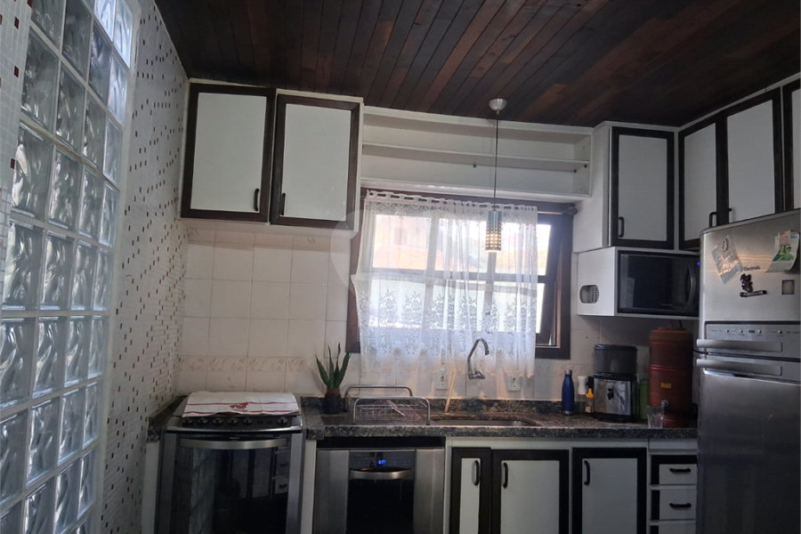 Casa à venda com 3 suítes no condomínio Alpes da Cantareira, Mairiporã - SP
