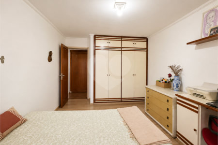 Apartamento à venda com 3 quartos, sendo 1 suíte, em Alto da Boa Vista, São Paulo, SP
