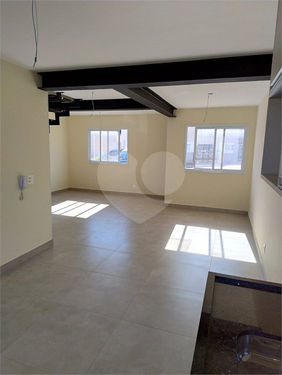 Casa para alugar com 3 quartos, sendo 1 suíte, no condomínio Vila Quinta dos Manacás, Vinhedo - SP