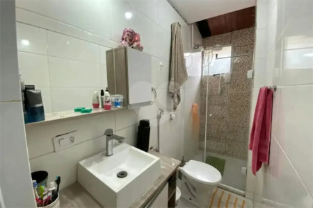Sobrado à venda com 3 quartos, sendo 2 suítes, em Conjunto Residencial Butantã, São Paulo, SP