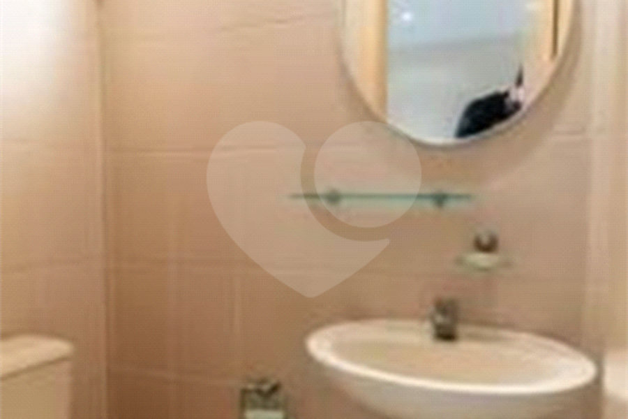 Casa à venda com 2 quartos, sendo 1 suíte,  no condomínio Village Palmas, São Paulo - SP