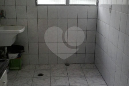 Apartamento à venda com 2 quartos em Vila Perracini, Poá, SP