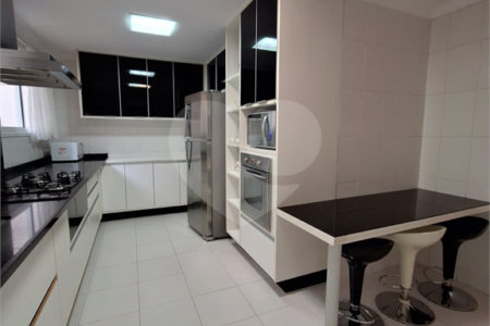 Apartamento à venda com 4 quartos, sendo 3 suítes,  em Vila Gertrudes, São Paulo, SP