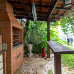 Casa à venda com 4 quartos, sendo 2 suítes,  no condomínio Vila das Flores, São Paulo - SP
