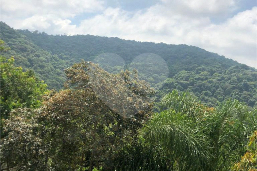 Casa à venda com 5 suítes no condomínio Alpes da Cantareira, Mairiporã - SP