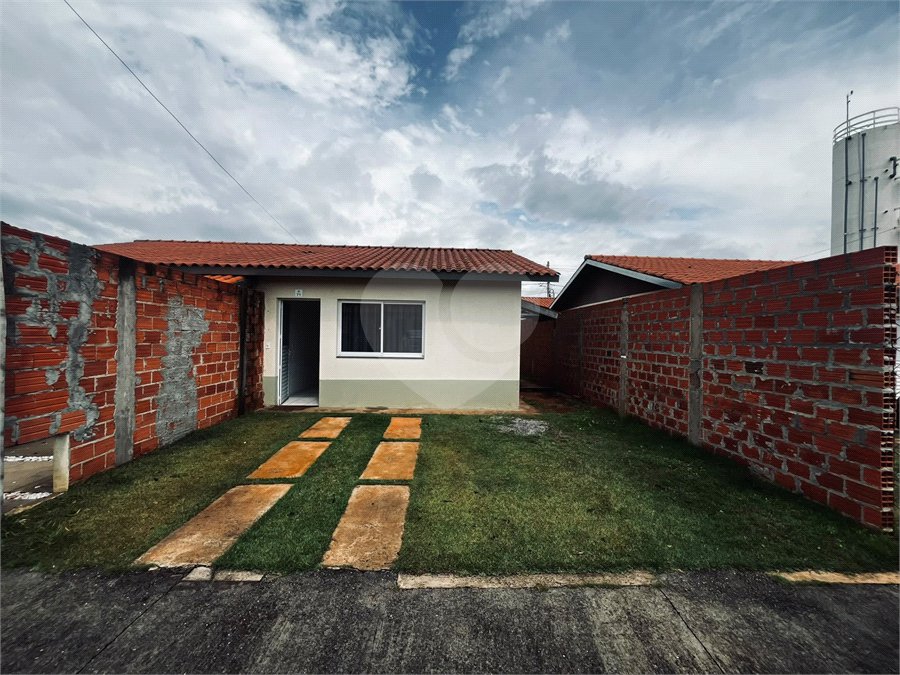 Casa à venda com 2 quartos em Jardim Nova Era, Itapetininga, SP