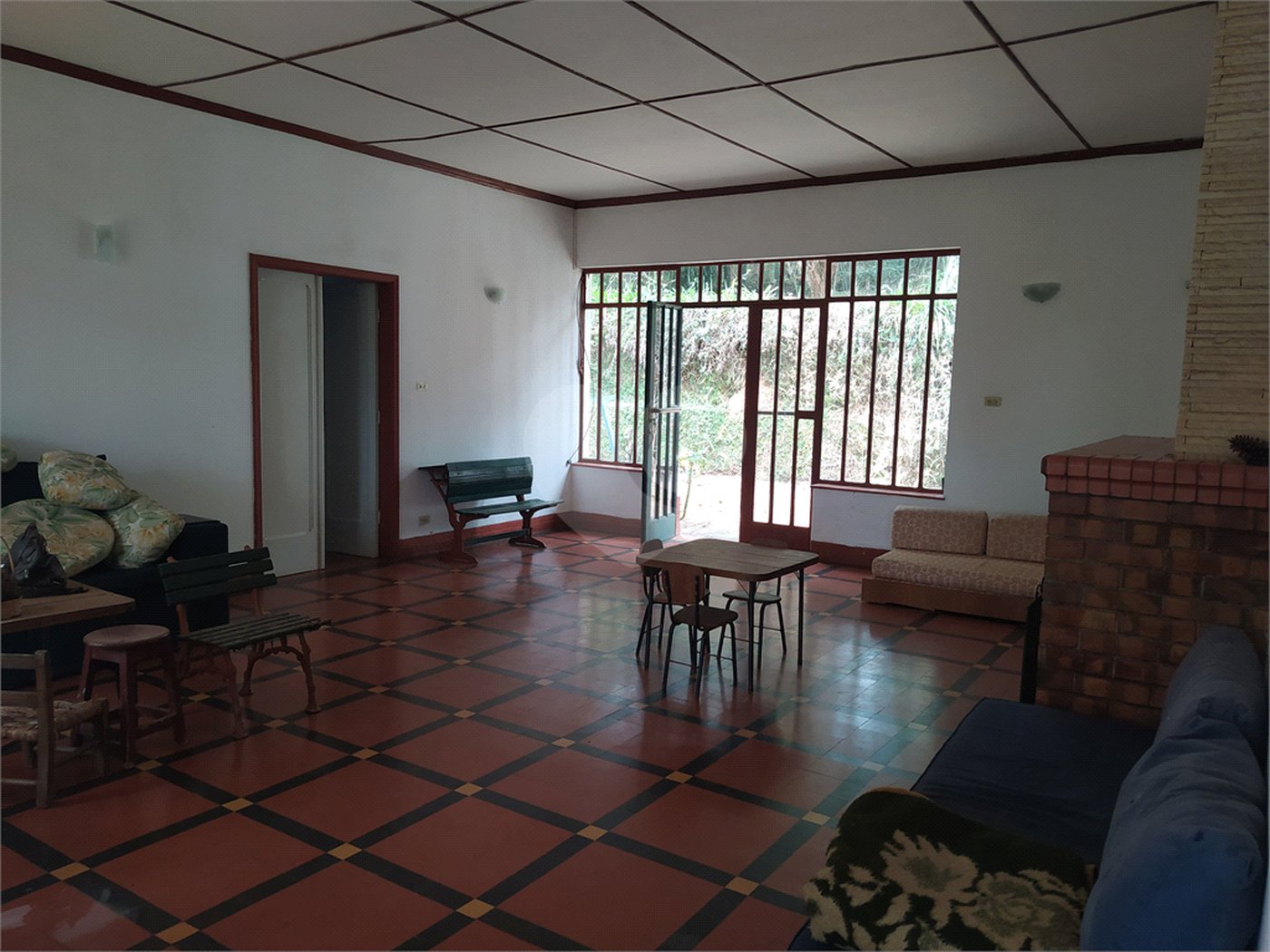 Chácara à venda com 5 quartos, sendo 1 suíte, no Centro (mailasqui), São Roque, SP