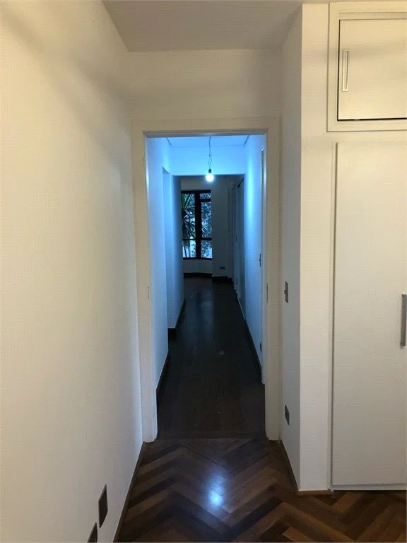 Apartamento à venda com 4 suítes em Vila Suzana, São Paulo, SP