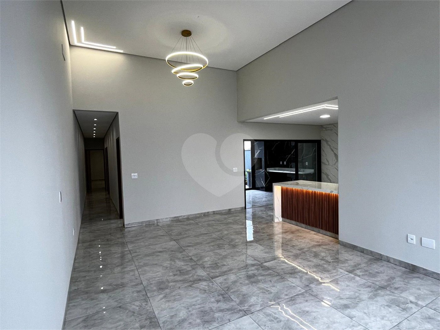 Casa à venda com 3 quartos, sendo 1 suíte,  no condomínio Reserva Ipanema I, Sorocaba - SP