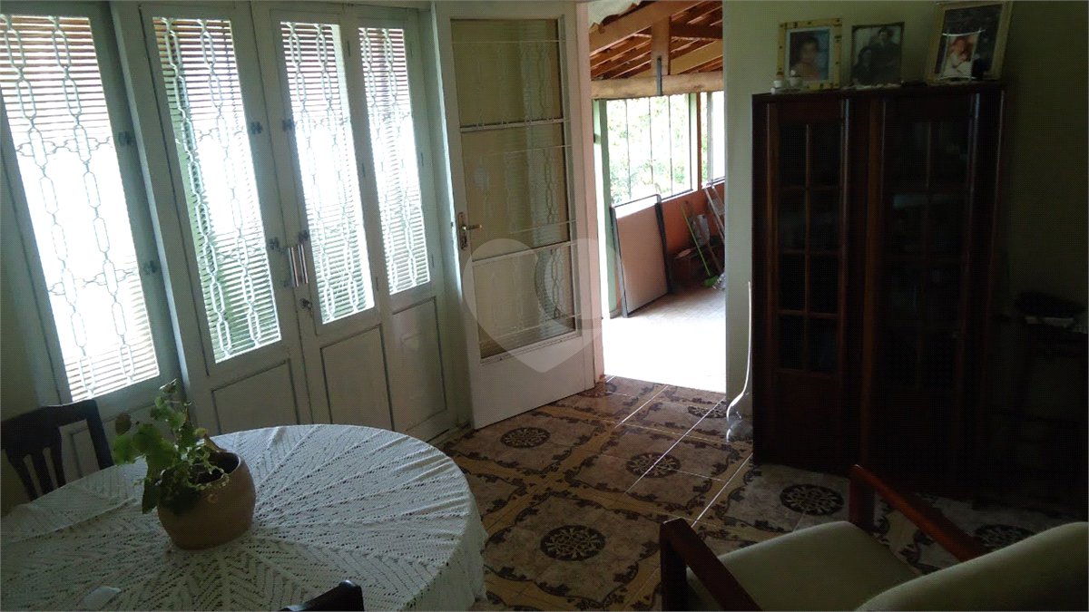 Chácara à venda com 3 quartos, sendo 1 suíte,  em Planalto Verde, São Roque, SP
