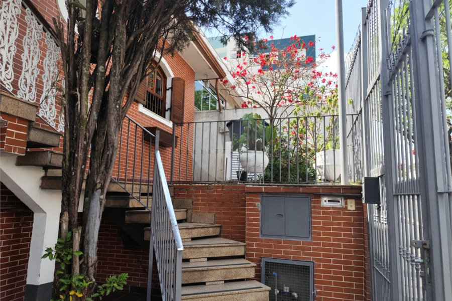 Sobrado à venda com 2 quartos em Vila Nivi, São Paulo, SP