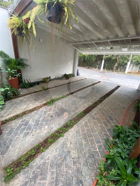 Sobrado à venda com 3 suítes em Jardim Petrópolis, São Paulo, SP