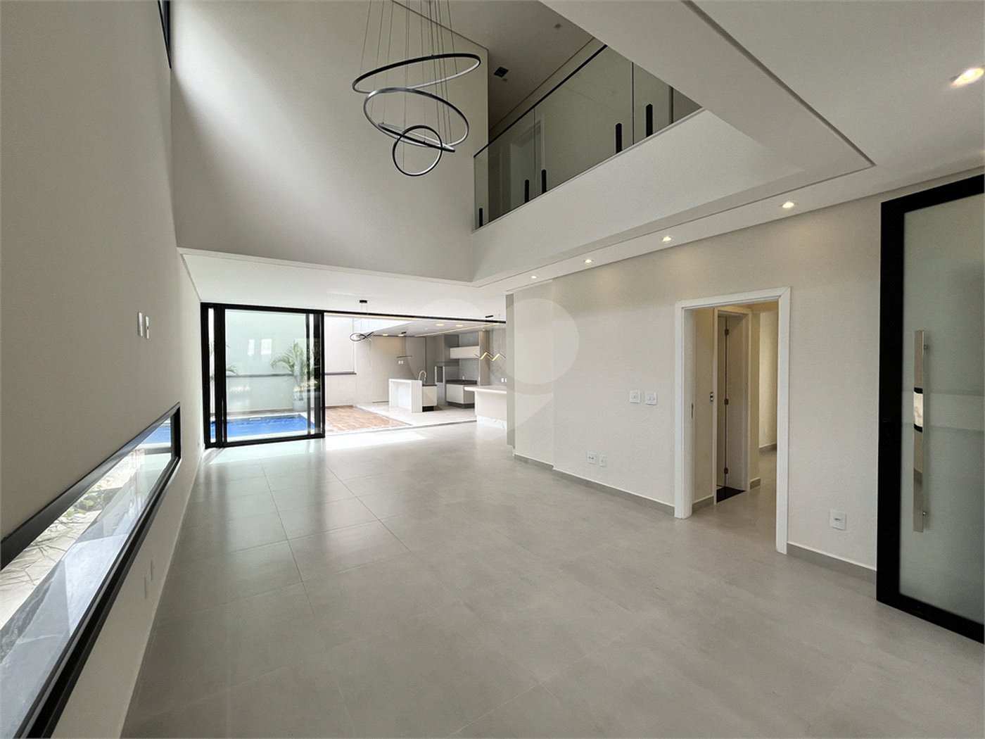 Casa à venda com 4 suítes no condomínio Mont Blanc, Sorocaba - SP
