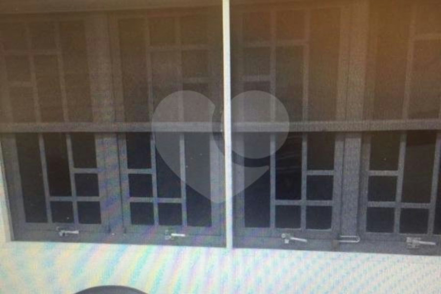 Sobrado à venda com 4 quartos, sendo 2 suítes, em Jaraguá, São Paulo, SP