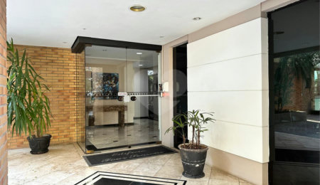 Apartamento à venda com 2 suítes em Vila Andrade, São Paulo, SP