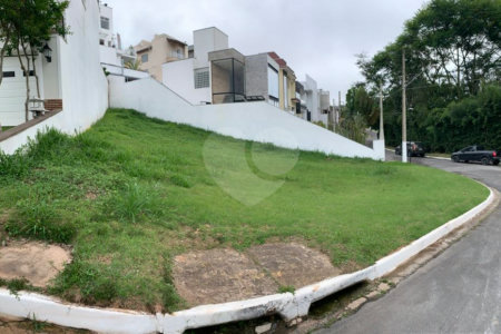 Terreno à venda no condomínio Mosaico da Serra, Mogi das Cruzes - SP
