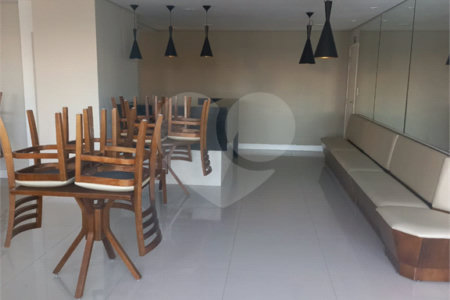 Apartamento à venda com 3 quartos, sendo 2 suítes,  no Centro, Mogi das Cruzes, SP