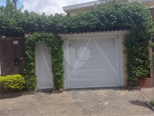 Sobrado à venda com 3 quartos, sendo 1 suíte,  em Tremembé, São Paulo, SP