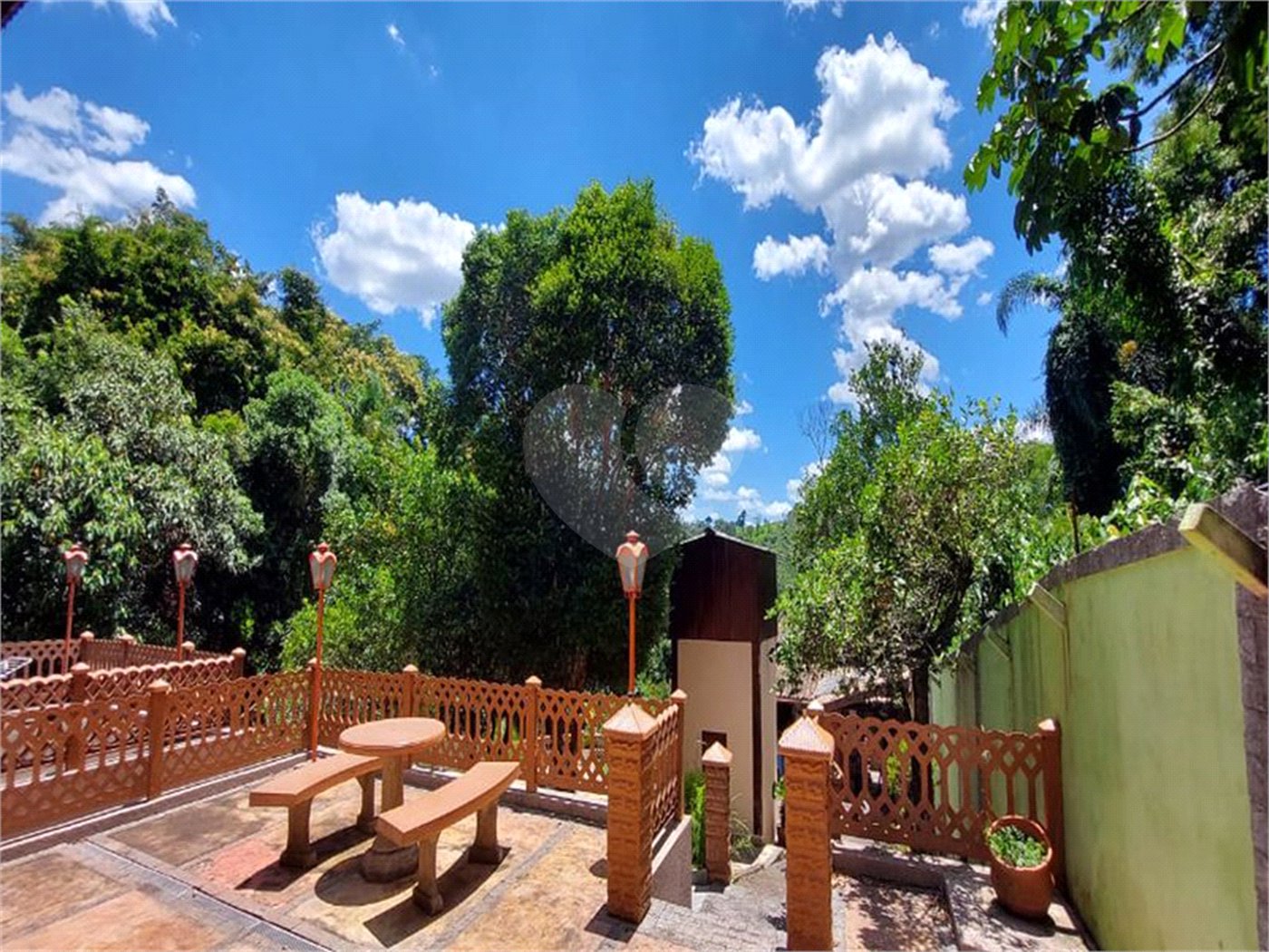Casa à venda com 4 suítes no condomínio Sausalito, Mairiporã - SP