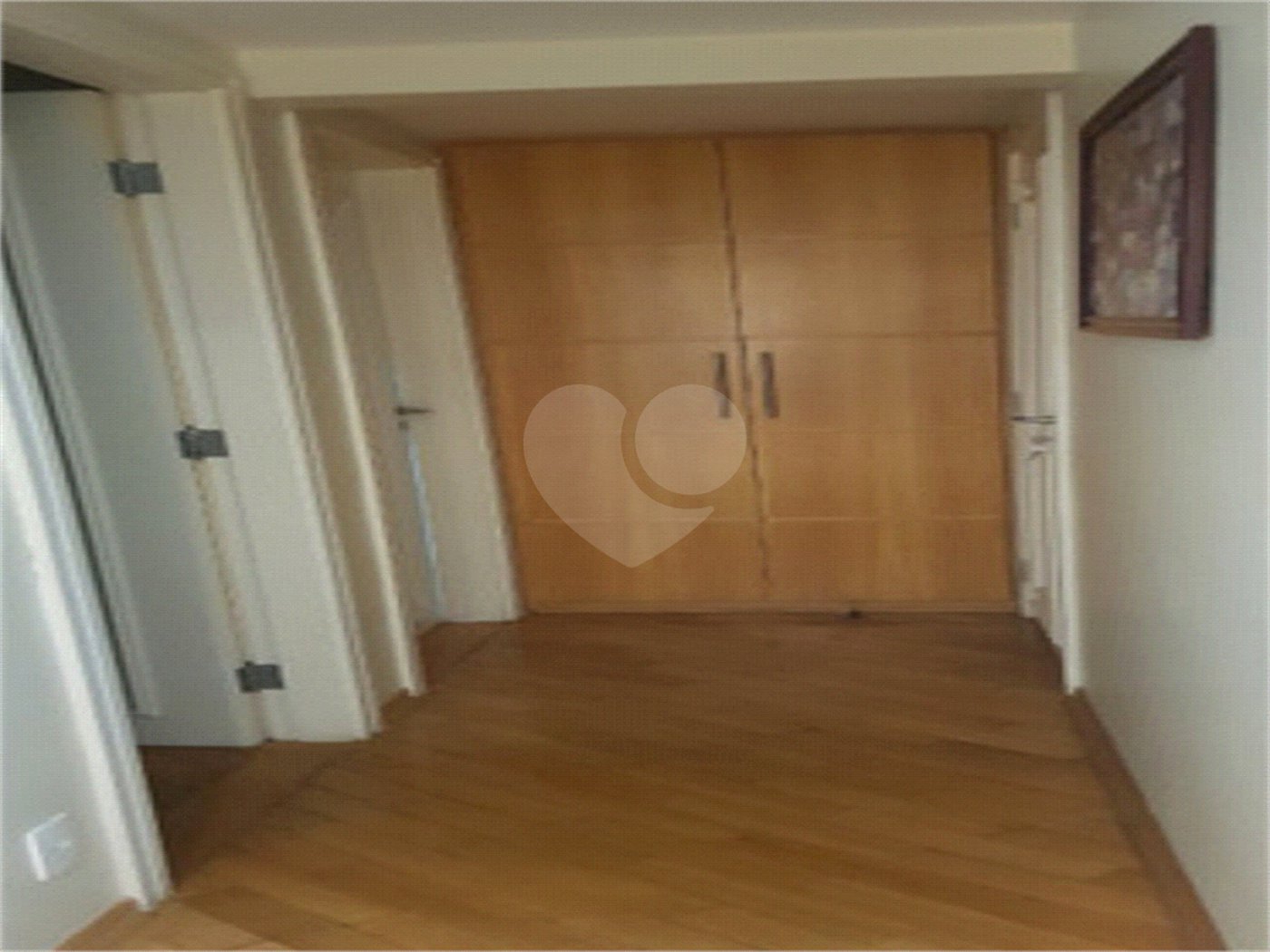 Apartamento à venda com 3 quartos, sendo 1 suíte, em Paraíso do Morumbi, São Paulo, SP