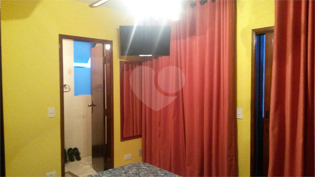 Apartamento à venda com 3 quartos, sendo 1 suíte, em Jardim Enseada, Guarujá, SP
