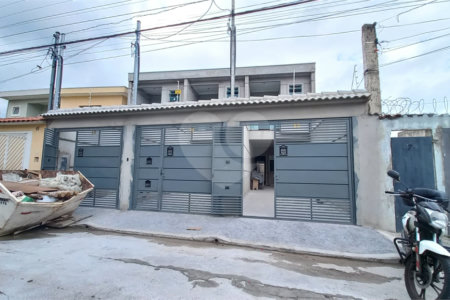 Sobrado à venda com 3 suítes em Vila Carolina, São Paulo, SP