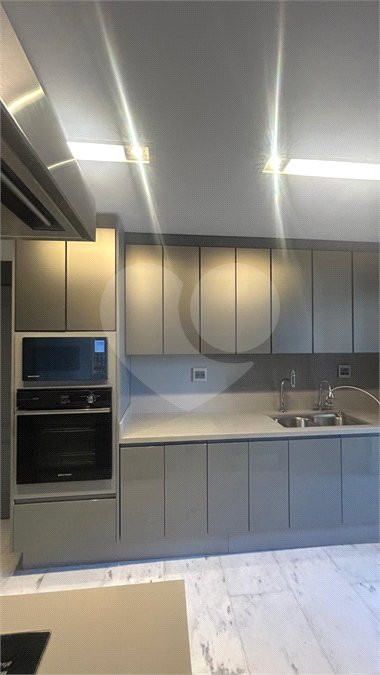 Apartamento à venda com 3 quartos, sendo 1 suíte, em Pompéia, São Paulo, SP