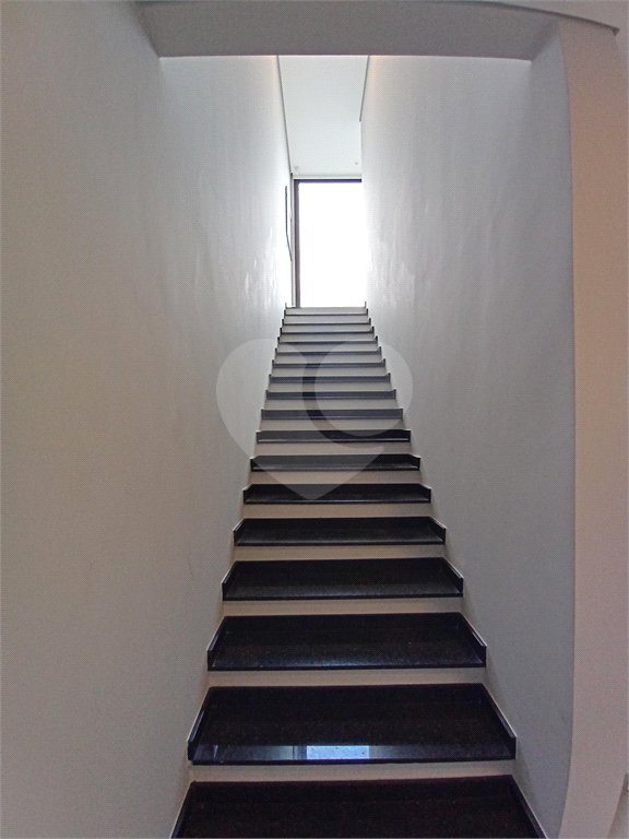 Casa à venda com 4 quartos, sendo 3 suítes,  no condomínio Alphaville Nova Esplanada 3, Votorantim - SP