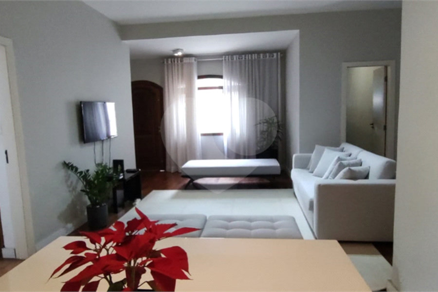 Casa Térrea à venda com 3 quartos, sendo 2 suítes, em Horto, São Paulo, SP