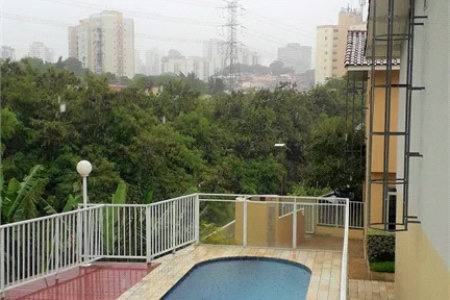 Casa à venda com 3 quartos, sendo 1 suíte,  no condomínio Jardim das Palmas, São Paulo - SP