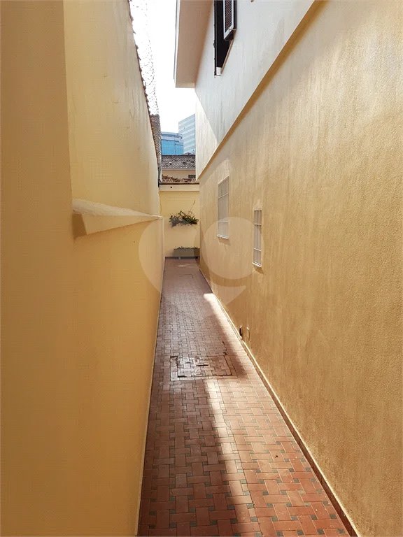 Sobrado à venda com 3 quartos, sendo 1 suíte, em Brooklin, São Paulo, SP