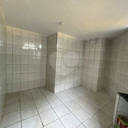 Casa comercio dispondo para venda ou locação no Centro,