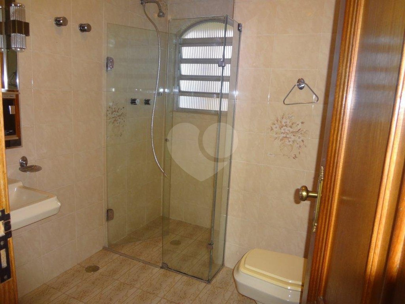 Casa à venda com 3 quartos, sendo 1 suíte, em Tremembé, São Paulo, SP
