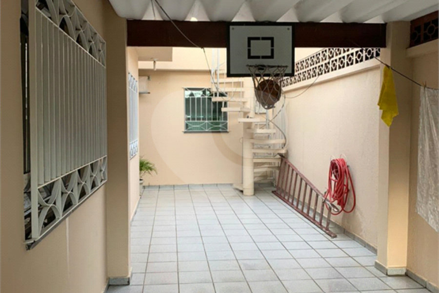 Casa Térrea à venda com 3 quartos, sendo 1 suíte, em Vila Galvão, Guarulhos, SP