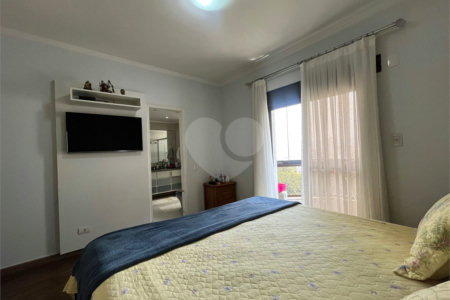 Apartamento à venda com 4 quartos, sendo 3 suítes, em Santana, São Paulo, SP