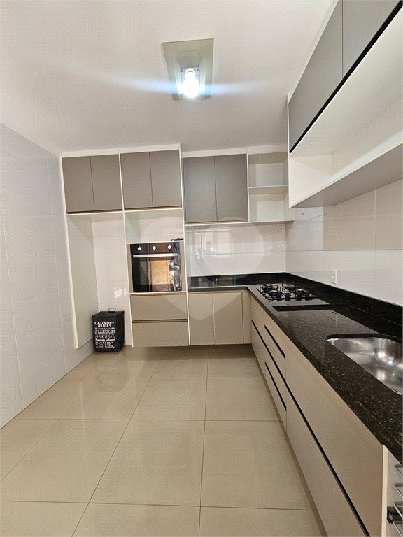 Sobrado à venda com 3 quartos, sendo 1 suíte,  em Vila Nivi, São Paulo, SP
