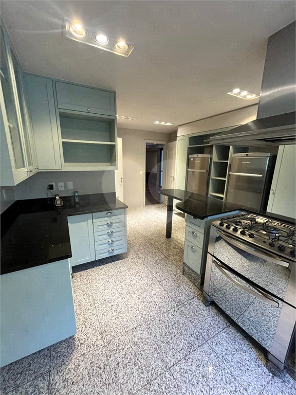 Apartamento para alugar com 4 suítes em Jardim Morumbi, São Paulo, SP