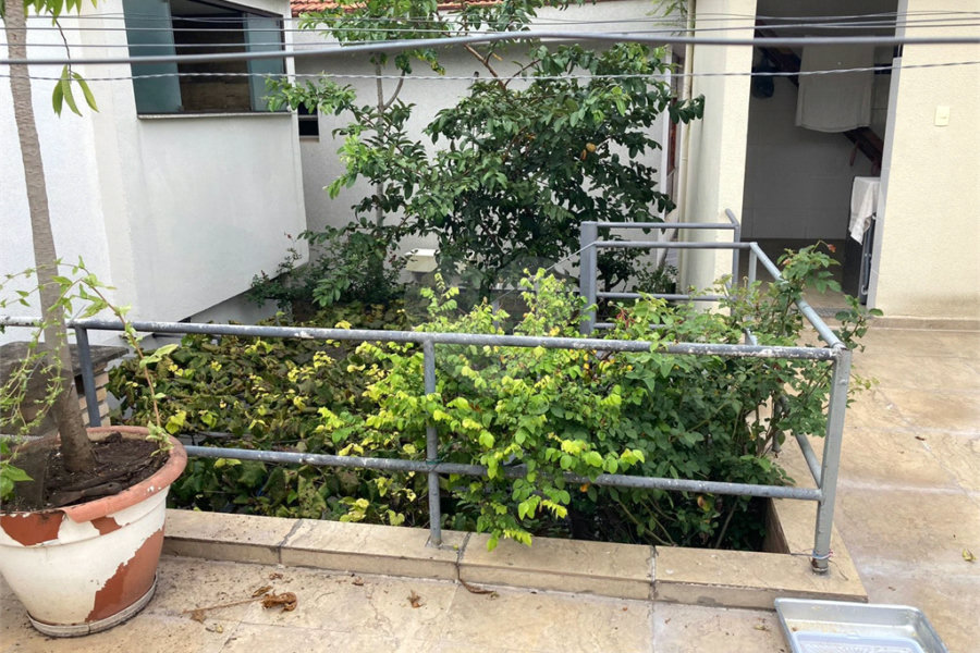 Sobrado à venda com 5 quartos, sendo 1 suíte, em Ipiranga, São Paulo, SP