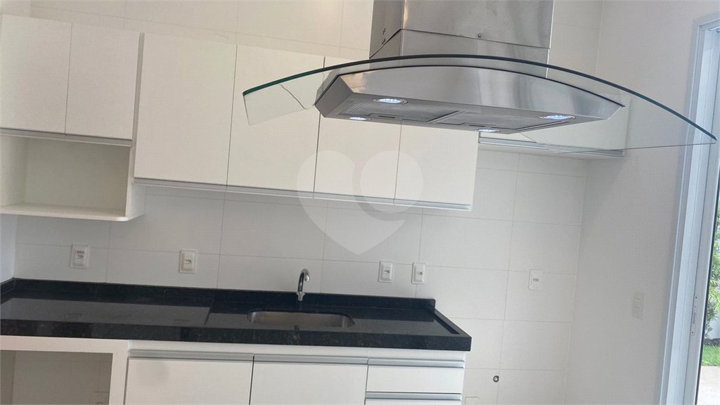 Casa à venda com 4 suítes no condomínio Chácara Ondina, Sorocaba - SP