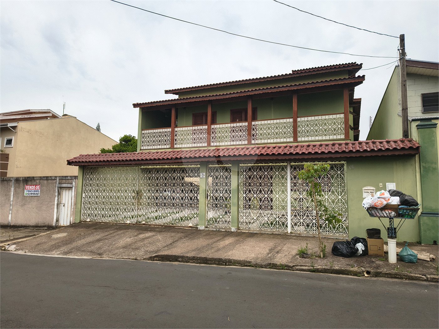 Casa à venda com 5 quartos, sendo 2 suítes, em Chácara Areal, Indaiatuba, SP