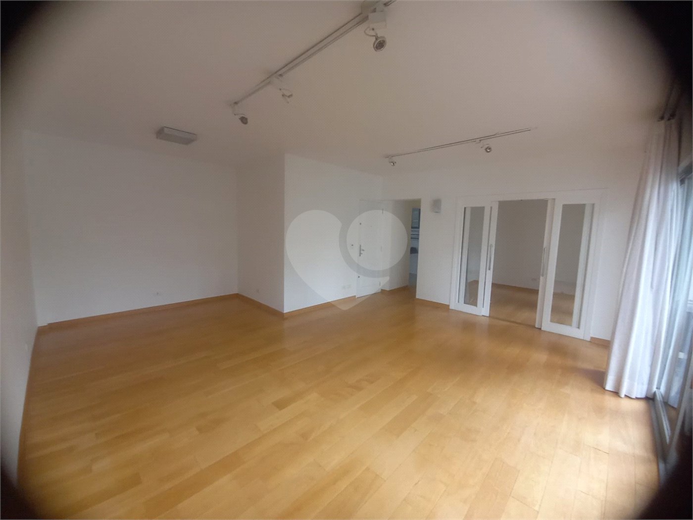 Apartamento à venda com 3 quartos, sendo 1 suíte, em Pinheiros, São Paulo, SP