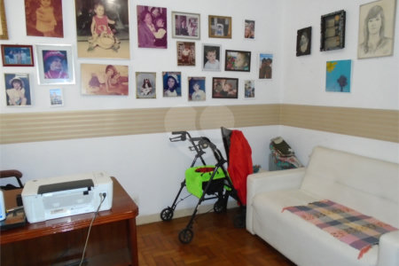 Casa Térrea à venda com 3 quartos em Campo Belo, São Paulo, SP