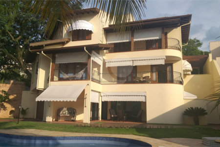 Casa à venda com 5 quartos, sendo 2 suítes, no condomínio Vinhas da Vista Alegre - Lado Sede, Vinhedo - SP
