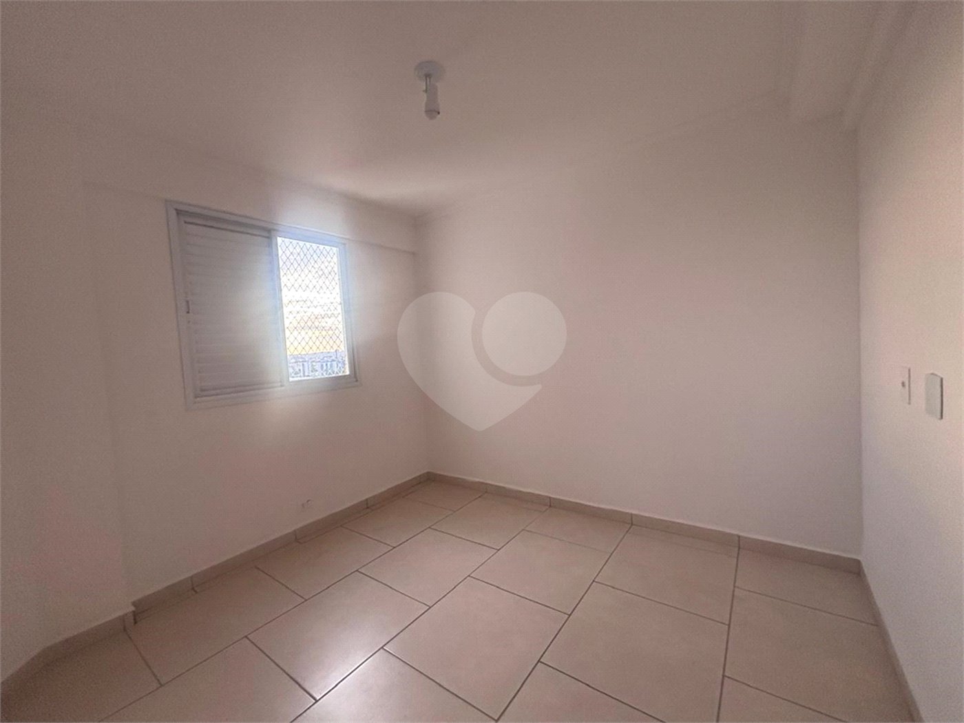 Apartamento à venda com 2 quartos, sendo 1 suíte, em Jardim Piratininga, Sorocaba, SP
