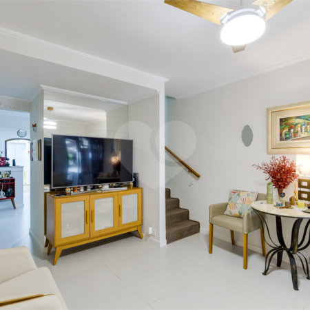 Casa à venda com 3 quartos, sendo 1 suíte,  no condomínio Village Bahamas, São Paulo - SP