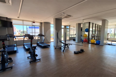 Apartamento à venda com 3 suítes em Vila Romana, São Paulo, SP