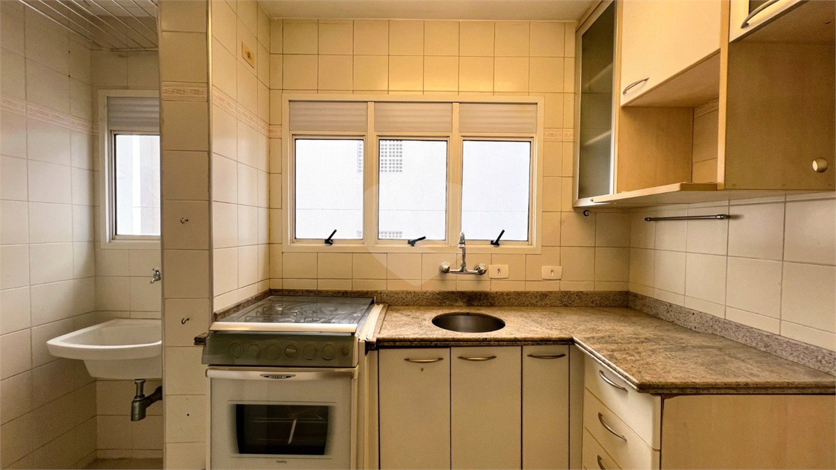 Apartamento à venda com 2 quartos em Pinheiros, São Paulo, SP