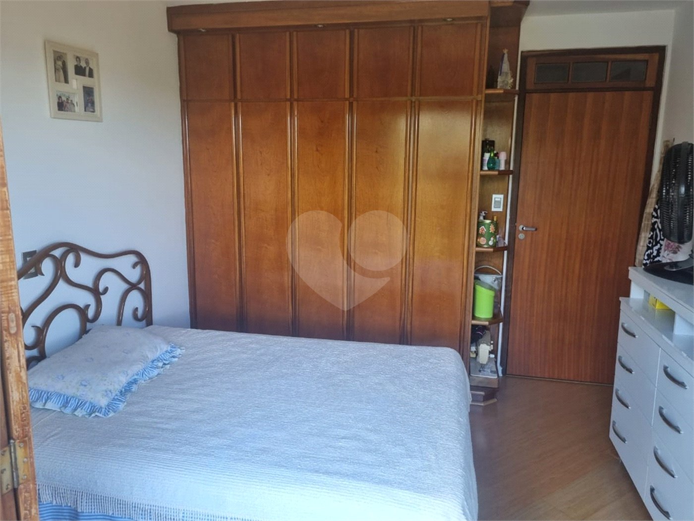 Casa à venda com 3 quartos, sendo 1 suíte, no condomínio Alpes da Cantareira, Mairiporã - SP