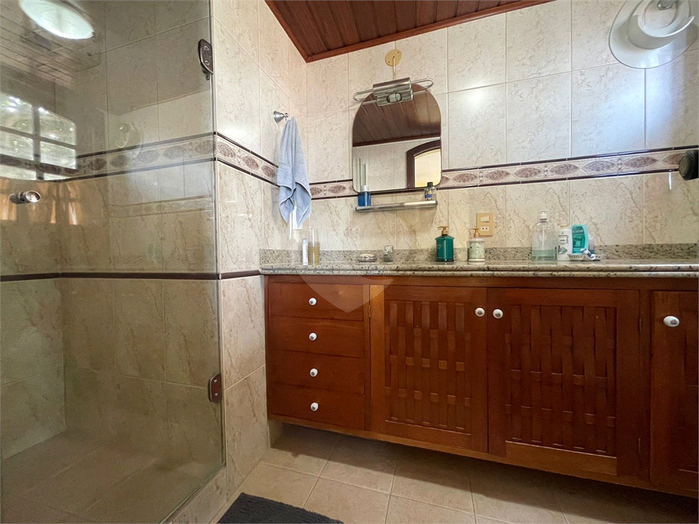 Casa em condomínio à venda com 4 suítes em Albatroz, Armação dos Búzios, RJ